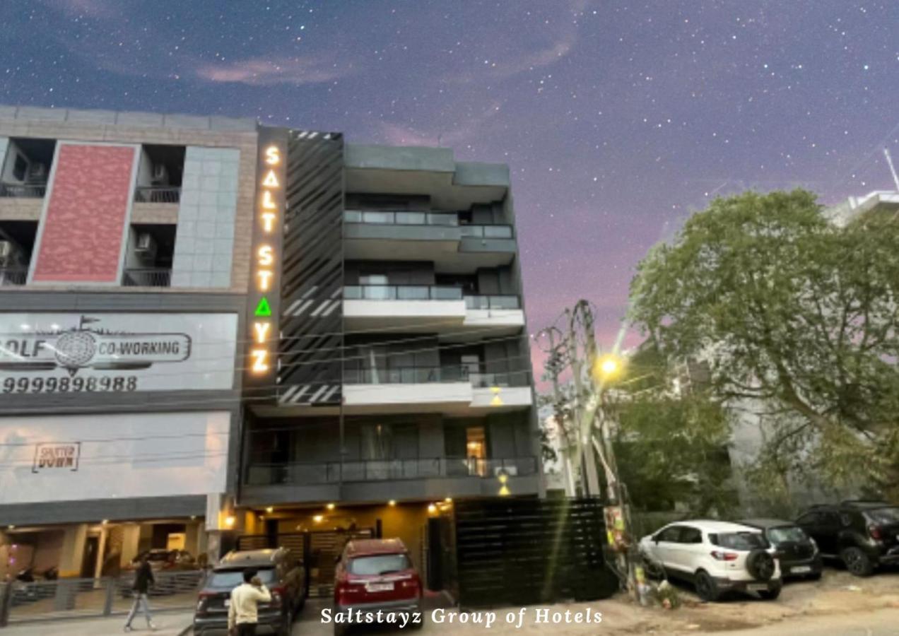 Saltstayz Phase 1 - Golf Course Road Gurgaon Exterior photo
